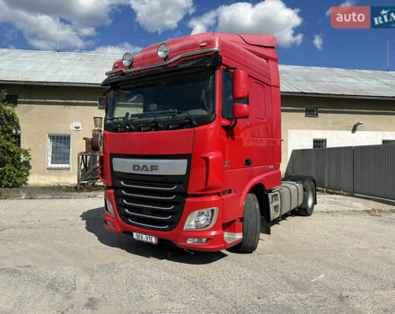 Красный Даф XF 106, объемом двигателя 12.9 л и пробегом 840 тыс. км за 20703 $, фото 2 на Automoto.ua