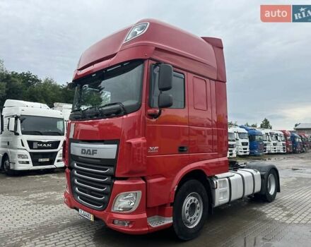 Красный Даф XF 106, объемом двигателя 12.9 л и пробегом 680 тыс. км за 26900 $, фото 1 на Automoto.ua