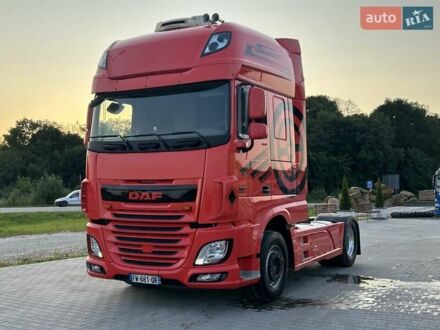 Даф XF 106 2014 в Тернополе на Automoto.ua Красный Даф XF 106, объемом двигателя 12.9 л и пробегом 935 тыс. км за 19900 $, фото 1 на Automoto.ua