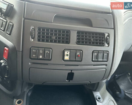 Даф XF 106, объемом двигателя 12.9 л и пробегом 930 тыс. км за 19600 $, фото 26 на Automoto.ua