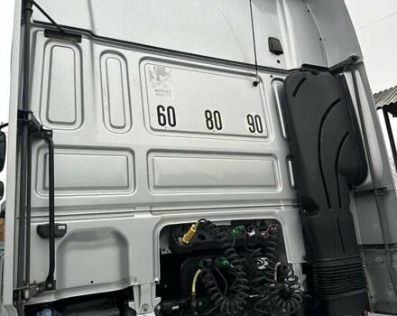 Серый Даф XF 106, объемом двигателя 12.9 л и пробегом 980 тыс. км за 24800 $, фото 6 на Automoto.ua