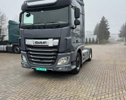 Серый Даф XF 106, объемом двигателя 12.9 л и пробегом 689 тыс. км за 32900 $, фото 2 на Automoto.ua