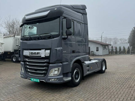 Серый Даф XF 106, объемом двигателя 12.9 л и пробегом 689 тыс. км за 32900 $, фото 1 на Automoto.ua