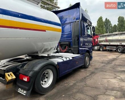 Синий Даф XF 106, объемом двигателя 12.9 л и пробегом 999 тыс. км за 17900 $, фото 4 на Automoto.ua