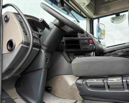 Синий Даф XF 106, объемом двигателя 0 л и пробегом 650 тыс. км за 30888 $, фото 15 на Automoto.ua