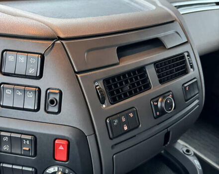 Синий Даф XF 106, объемом двигателя 0 л и пробегом 921 тыс. км за 27691 $, фото 44 на Automoto.ua