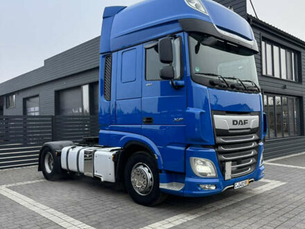 Синий Даф XF 106, объемом двигателя 0 л и пробегом 921 тыс. км за 27691 $, фото 1 на Automoto.ua