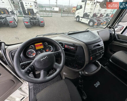 Белый Даф XF 460 FT, объемом двигателя 12.9 л и пробегом 845 тыс. км за 29153 $, фото 26 на Automoto.ua