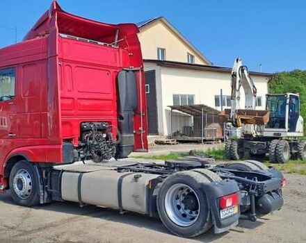 Даф XF 460 FT 2016 у Чернівцях на Automoto.ua Червоний Даф XF 460 FT, об'ємом двигуна 12.9 л та пробігом 781 тис. км за 29623 $, фото 5 на Automoto.ua