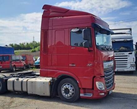 Даф XF 460 FT 2016 у Чернівцях на Automoto.ua Червоний Даф XF 460 FT, об'ємом двигуна 12.9 л та пробігом 781 тис. км за 29623 $, фото 2 на Automoto.ua