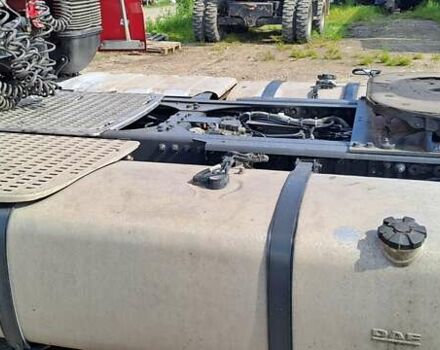 Даф XF 460 FT 2016 у Чернівцях на Automoto.ua Червоний Даф XF 460 FT, об'ємом двигуна 12.9 л та пробігом 781 тис. км за 29623 $, фото 7 на Automoto.ua