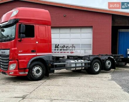 Красный Даф XF 480 FT, объемом двигателя 12.9 л и пробегом 437 тыс. км за 63021 $, фото 2 на Automoto.ua