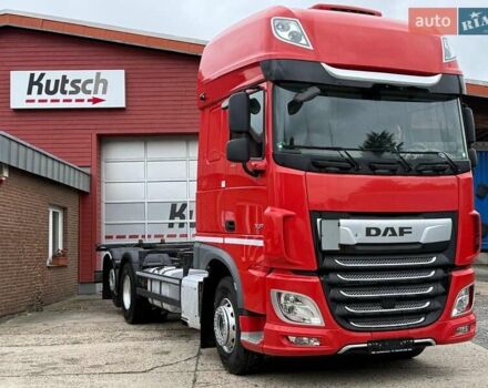 Красный Даф XF 480 FT, объемом двигателя 12.9 л и пробегом 437 тыс. км за 63021 $, фото 1 на Automoto.ua