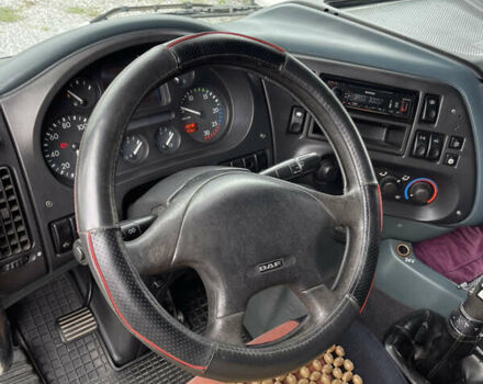 Даф XF 95 2003 у Рівному на Automoto.ua Білий Даф XF 95, об'ємом двигуна 12.58 л та пробігом 2 тис. км за 15500 $, фото 35 на Automoto.ua