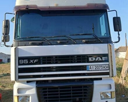 Білий Даф XF 95, об'ємом двигуна 12.58 л та пробігом 100 тис. км за 5000 $, фото 6 на Automoto.ua