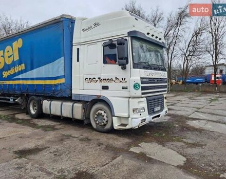Даф XF 95 2003 в Николаеве на Automoto.ua Белый Даф XF 95, объемом двигателя 12.6 л и пробегом 1 тыс. км за 7000 $, фото 12 на Automoto.ua