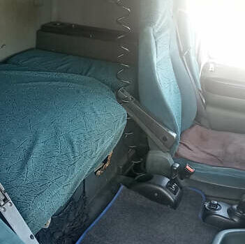 Белый Даф XF 95, объемом двигателя 12.56 л и пробегом 2 тыс. км за 10500 $, фото 12 на Automoto.ua