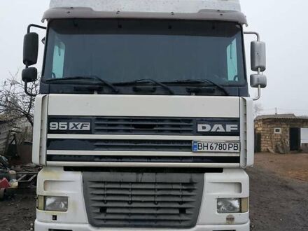 Белый Даф XF 95, объемом двигателя 12.6 л и пробегом 7 тыс. км за 9500 $, фото 1 на Automoto.ua