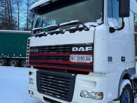 Белый Даф XF 95, объемом двигателя 12.6 л и пробегом 2 тыс. км за 6000 $, фото 1 на Automoto.ua
