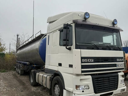 Белый Даф XF 95, объемом двигателя 12 л и пробегом 700 тыс. км за 9999 $, фото 1 на Automoto.ua