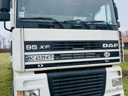 Білий Даф XF 95, об'ємом двигуна 12.58 л та пробігом 80 тис. км за 5500 $, фото 1 на Automoto.ua