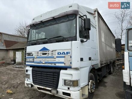 Даф XF 95 2002 в Хмельницком на Automoto.ua Белый Даф XF 95, объемом двигателя 12.6 л и пробегом 989 тыс. км за 11000 $, фото 1 на Automoto.ua