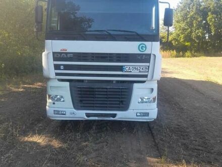 Белый Даф XF 95, объемом двигателя 12.58 л и пробегом 2 тыс. км за 16000 $, фото 1 на Automoto.ua
