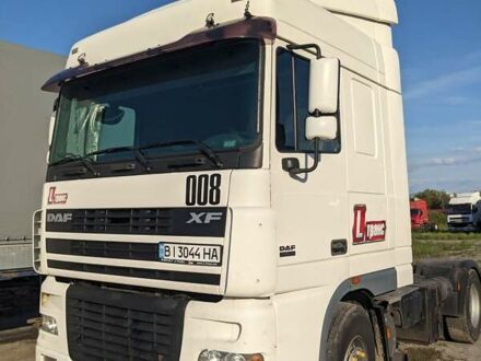Даф XF 95 2003 у Кременчуге на Automoto.ua Білий Даф XF 95, об'ємом двигуна 12.58 л та пробігом 999 тис. км за 10000 $, фото 1 на Automoto.ua