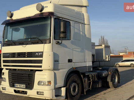 Белый Даф XF 95, объемом двигателя 12.5 л и пробегом 987 тыс. км за 10500 $, фото 1 на Automoto.ua