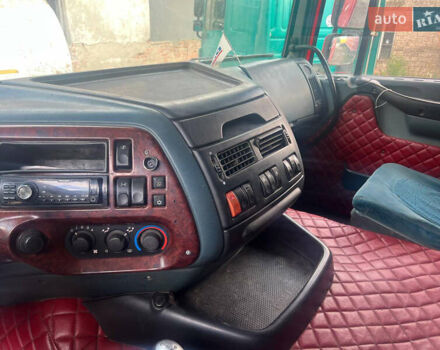 Красный Даф XF 95, объемом двигателя 0 л и пробегом 100 тыс. км за 12500 $, фото 2 на Automoto.ua