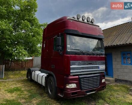 Красный Даф XF 95, объемом двигателя 12.6 л и пробегом 100 тыс. км за 4500 $, фото 3 на Automoto.ua