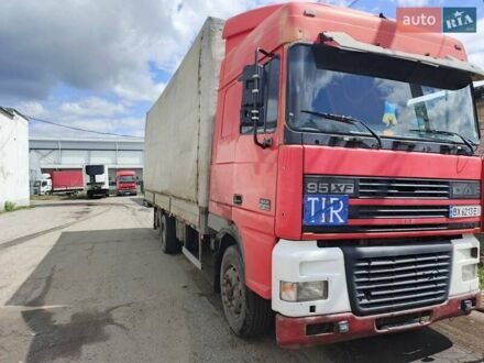 Даф XF 95 2000 в Полтаве на Automoto.ua Красный Даф XF 95, объемом двигателя 12.58 л и пробегом 650 тыс. км за 8000 $, фото 1 на Automoto.ua