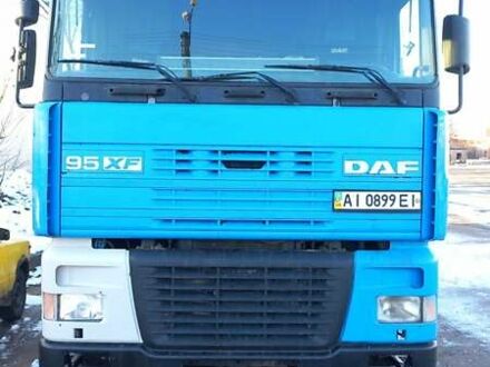 Даф XF 95 2002 в Макарове на Automoto.ua Даф XF 95, объемом двигателя 0 л и пробегом 570 тыс. км за 12400 $, фото 1 на Automoto.ua