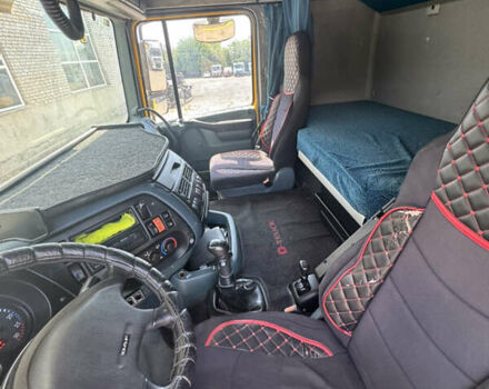 Желтый Даф XF 95, объемом двигателя 12.6 л и пробегом 800 тыс. км за 14000 $, фото 3 на Automoto.ua