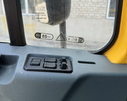 Желтый Даф XF 95, объемом двигателя 12.6 л и пробегом 800 тыс. км за 14000 $, фото 6 на Automoto.ua