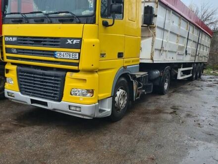 Желтый Даф XF 95, объемом двигателя 12.58 л и пробегом 11 тыс. км за 17000 $, фото 1 на Automoto.ua