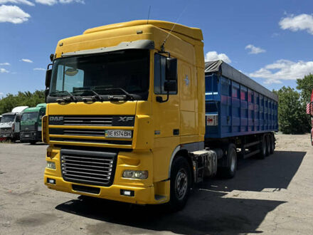 Желтый Даф XF 95, объемом двигателя 12.6 л и пробегом 800 тыс. км за 12000 $, фото 1 на Automoto.ua