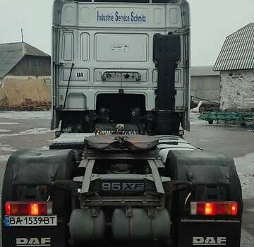 Сірий Даф XF 95, об'ємом двигуна 13 л та пробігом 150 тис. км за 7500 $, фото 6 на Automoto.ua