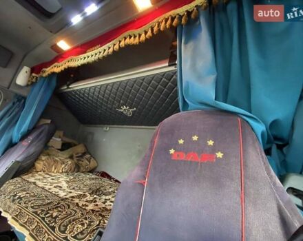 Синий Даф XF 95, объемом двигателя 12.58 л и пробегом 999 тыс. км за 12000 $, фото 4 на Automoto.ua