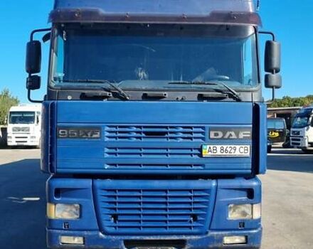 Синий Даф XF 95, объемом двигателя 12.58 л и пробегом 631 тыс. км за 6300 $, фото 2 на Automoto.ua