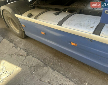 Синий Даф XF 95, объемом двигателя 12.58 л и пробегом 180 тыс. км за 12000 $, фото 2 на Automoto.ua