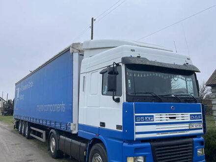 Синий Даф XF 95, объемом двигателя 0 л и пробегом 2 тыс. км за 18000 $, фото 1 на Automoto.ua