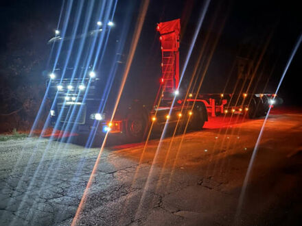 Даф XF 95 2004 у Кривому Розі на Automoto.ua Синій Даф XF 95, об'ємом двигуна 12.58 л та пробігом 180 тис. км за 12000 $, фото 1 на Automoto.ua