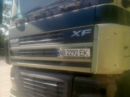Даф XF 95 2005 у Шаргороде на Automoto.ua Зелений Даф XF 95, об'ємом двигуна 12.58 л та пробігом 1 тис. км за 7500 $, фото 1 на Automoto.ua