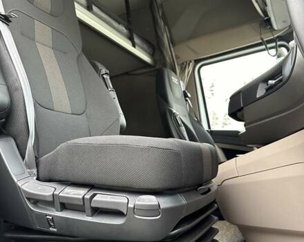 Білий Даф XG, об'ємом двигуна 0 л та пробігом 3 тис. км за 146635 $, фото 6 на Automoto.ua