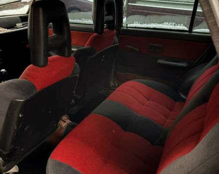 Білий Дайхатсу Charade, об'ємом двигуна 0.99 л та пробігом 150 тис. км за 353 $, фото 3 на Automoto.ua