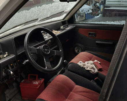 Білий Дайхатсу Charade, об'ємом двигуна 0.99 л та пробігом 150 тис. км за 353 $, фото 2 на Automoto.ua