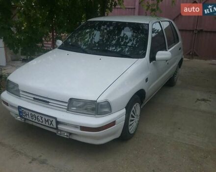 Дайхатсу Шарада 1992 в Одессе на Automoto.ua Белый Дайхатсу Шарада, объемом двигателя 1 л и пробегом 111 тыс. км за 2200 $, фото 1 на Automoto.ua