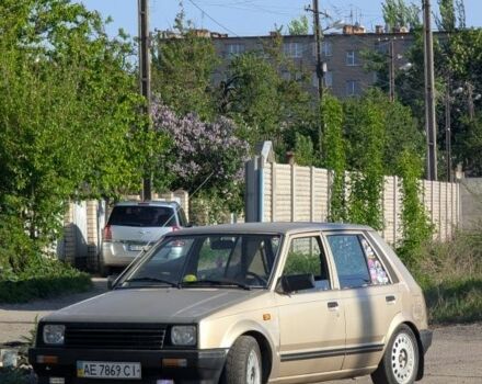 Бежевый Дайхатсу Шарада, объемом двигателя 1 л и пробегом 190 тыс. км за 774 $, фото 1 на Automoto.ua
