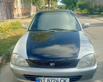 Сірий Дайхатсу Charade, об'ємом двигуна 2 л та пробігом 300 тис. км за 2000 $, фото 1 на Automoto.ua